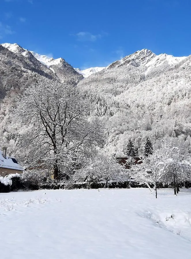 Nyaraló Maison Des Trois Ormeaux Cier-de-Luchon