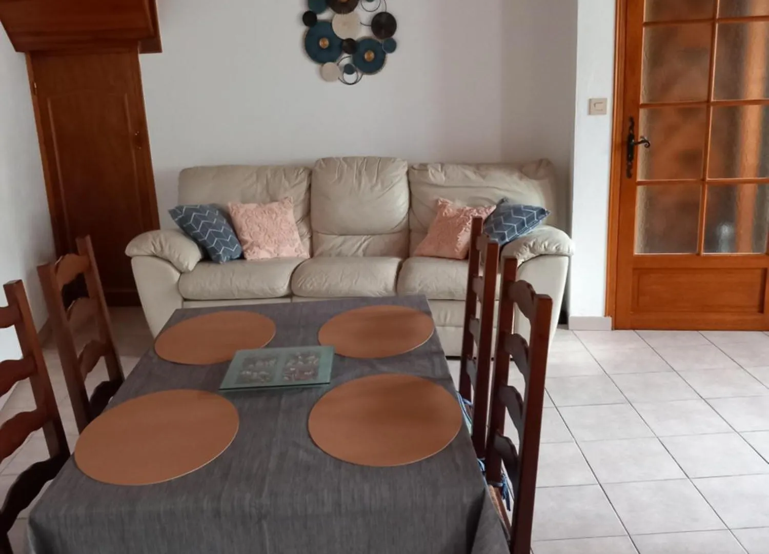 Nyaraló Maison Des Trois Ormeaux Cier-de-Luchon
